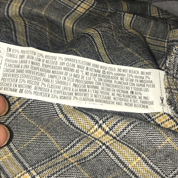 Plaid Skirt Forever 21–Worn Once! - Picture 9 of 9